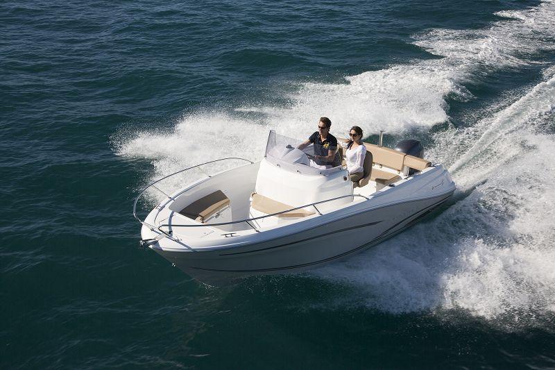 JEANNEAU CAP CAMARAT 5.5 CC