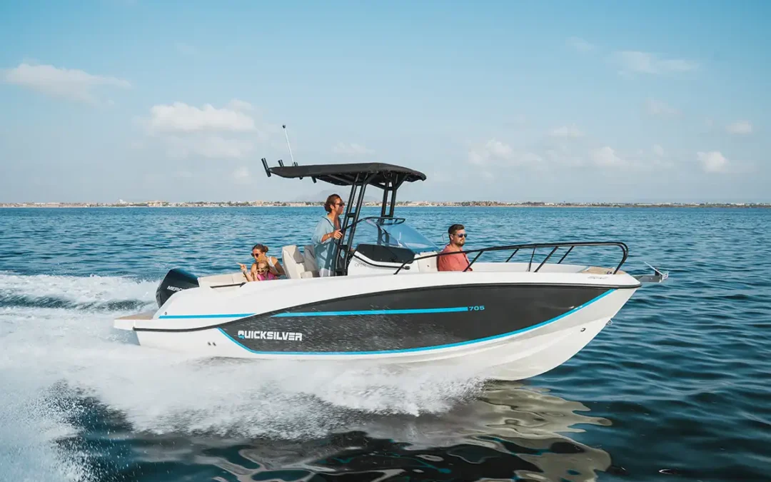 QUICKSILVER ACTIV 705 OPEN
